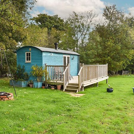 The Shepherds Hut Herstmonceux Exterior photo